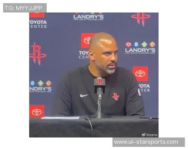 乌度卡谈下半场表现强调失误源于对持球人的夹击策略